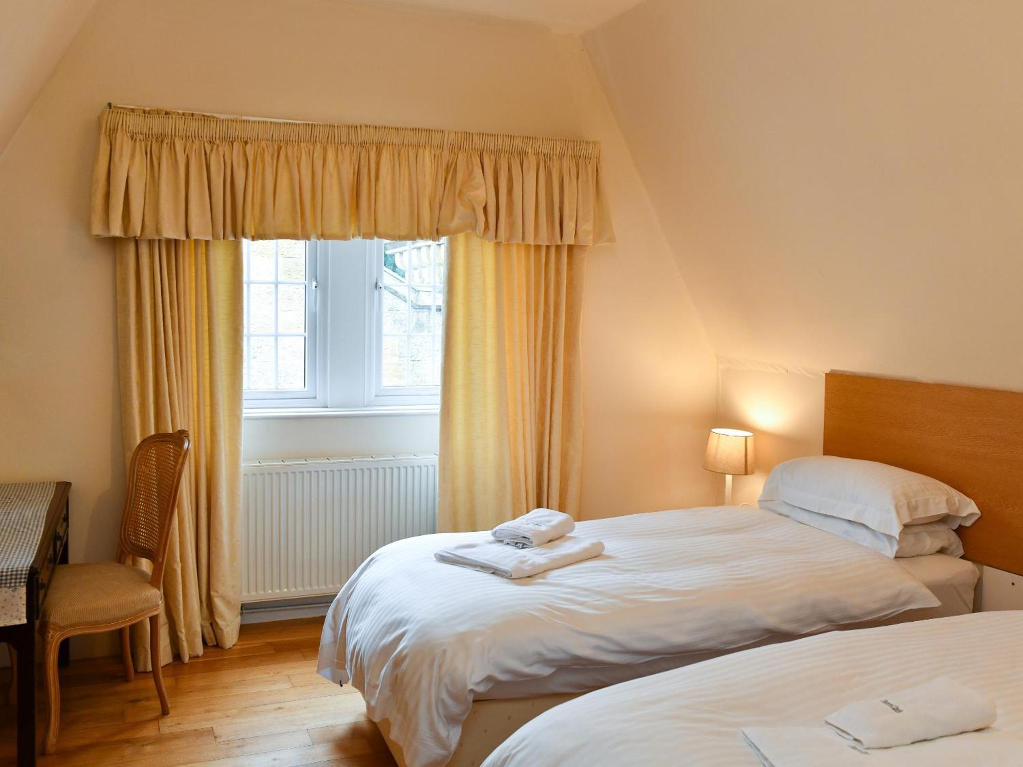 Cloncaird Castle Estate Cottages Maybole Quarto foto
